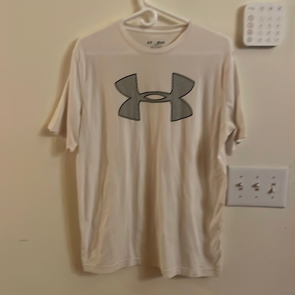 Mens medium white tshirt!